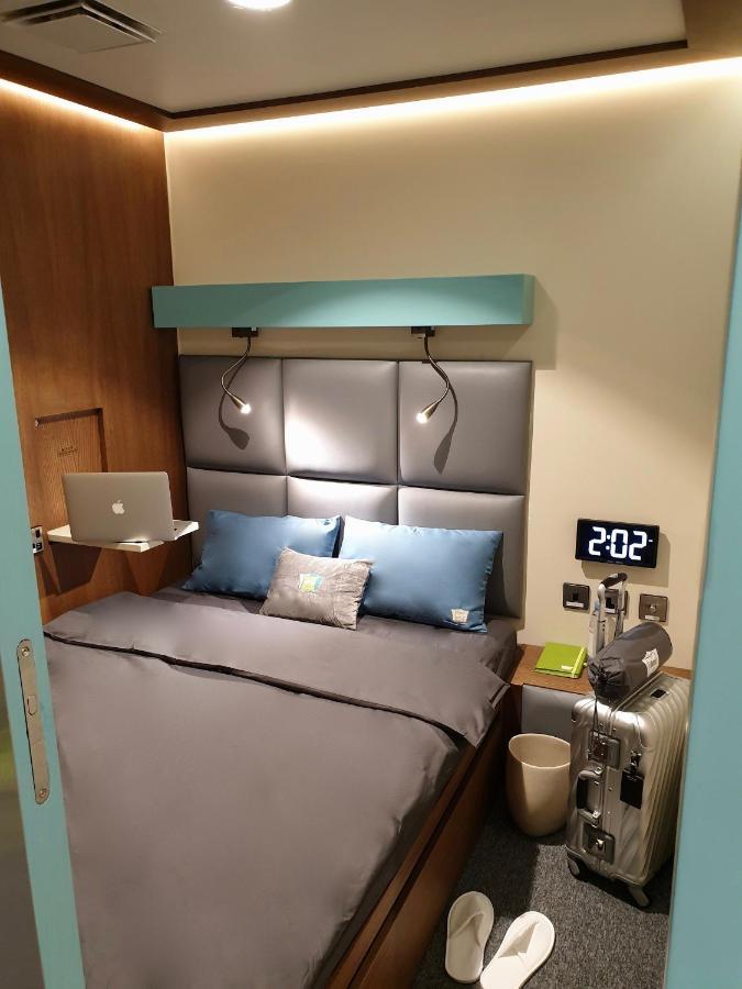 Sleep 'n Fly Sleep Lounge, C-gates Terminal 3 - Transit Only Капсульный отель